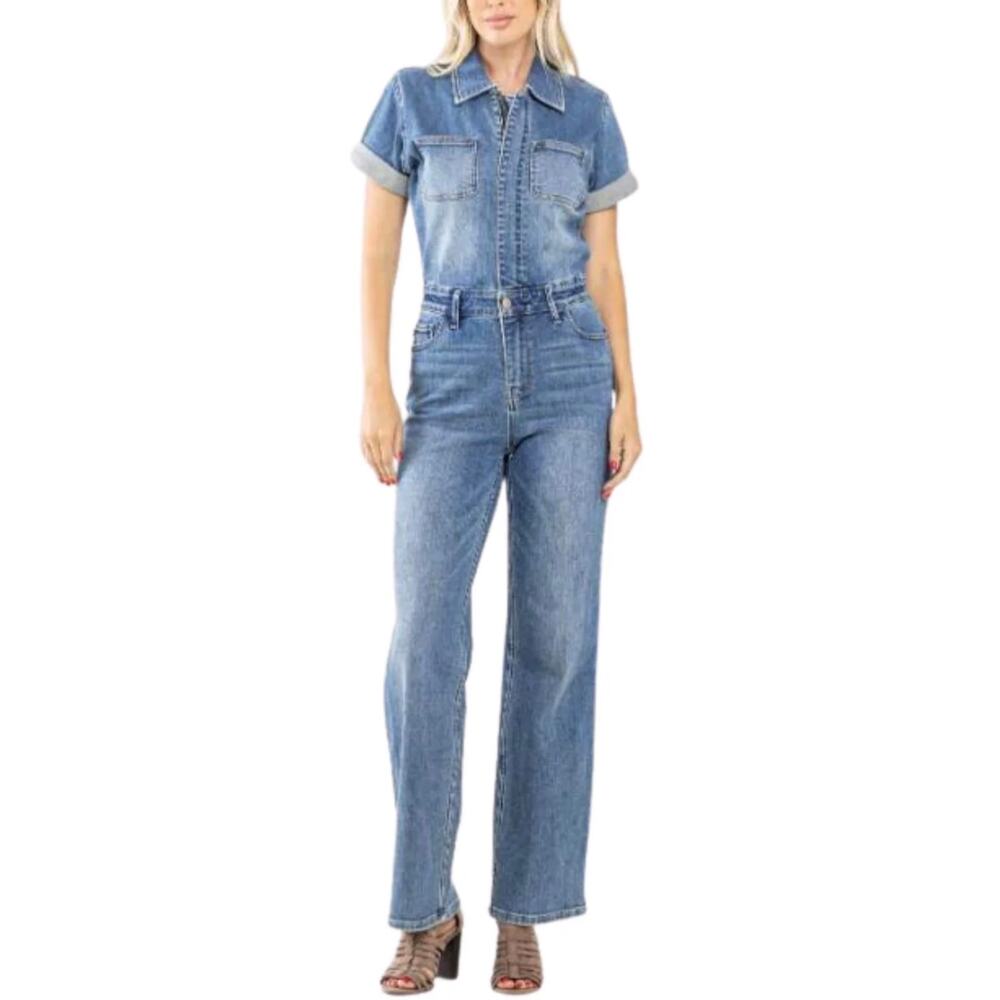 JUDY BLUE Women’s Zip Front Short Sleeve Light Wash Denim Jumpsuit